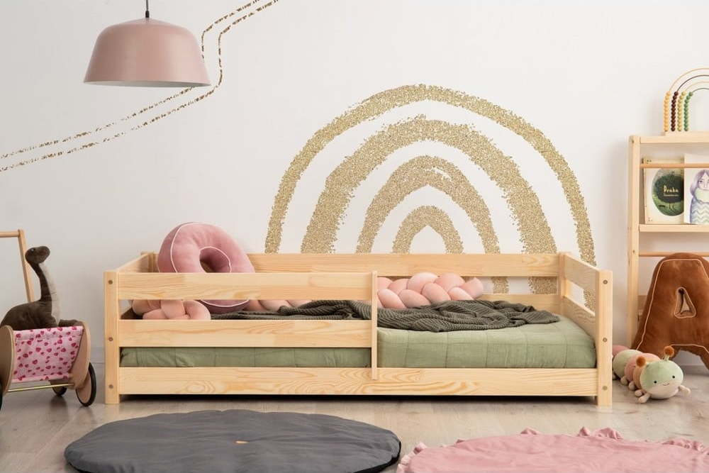 Dětská postel z borovicového dřeva v přírodní barvě 140x200 cm Mila CPD – Adeko Adeko