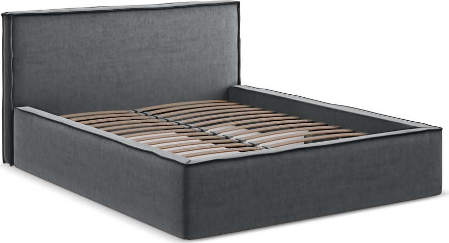 Tmavě šedá čalouněná dvoulůžková postel s úložným prostorem s roštem 180x200 cm Anani – Makamii Makamii